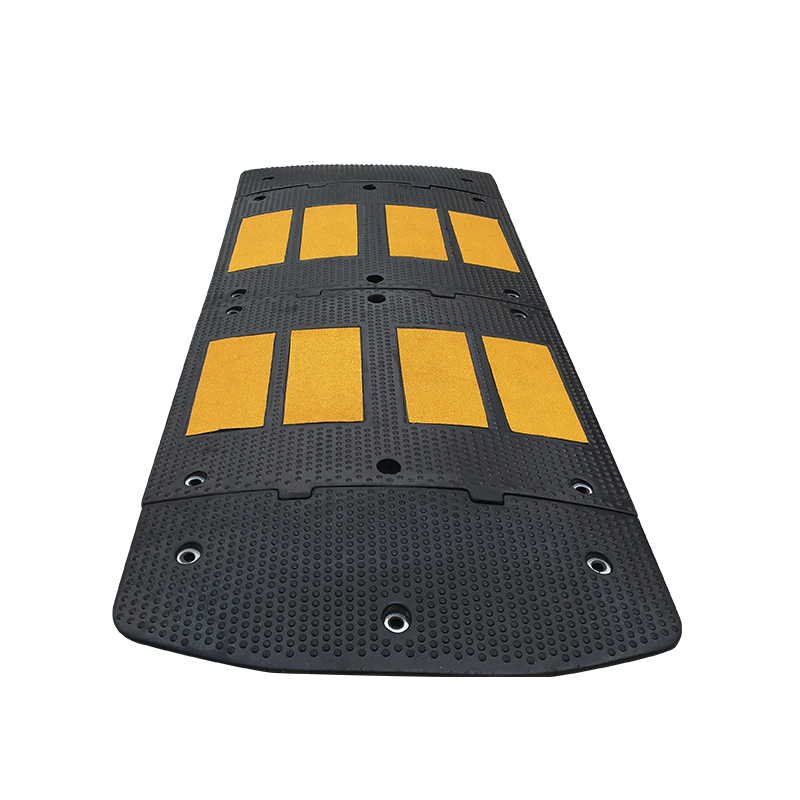 Tope de velocidad de goma modular resistente, amarillo y negro de alta visibilidad, calmante del tráfico, seguridad en el estacionamiento