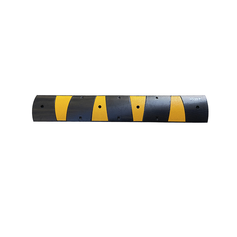 Tope de velocidad de goma de seguridad duradero, amarillo y negro de alta visibilidad, calmante del tráfico, rampa de estacionamiento y entrada